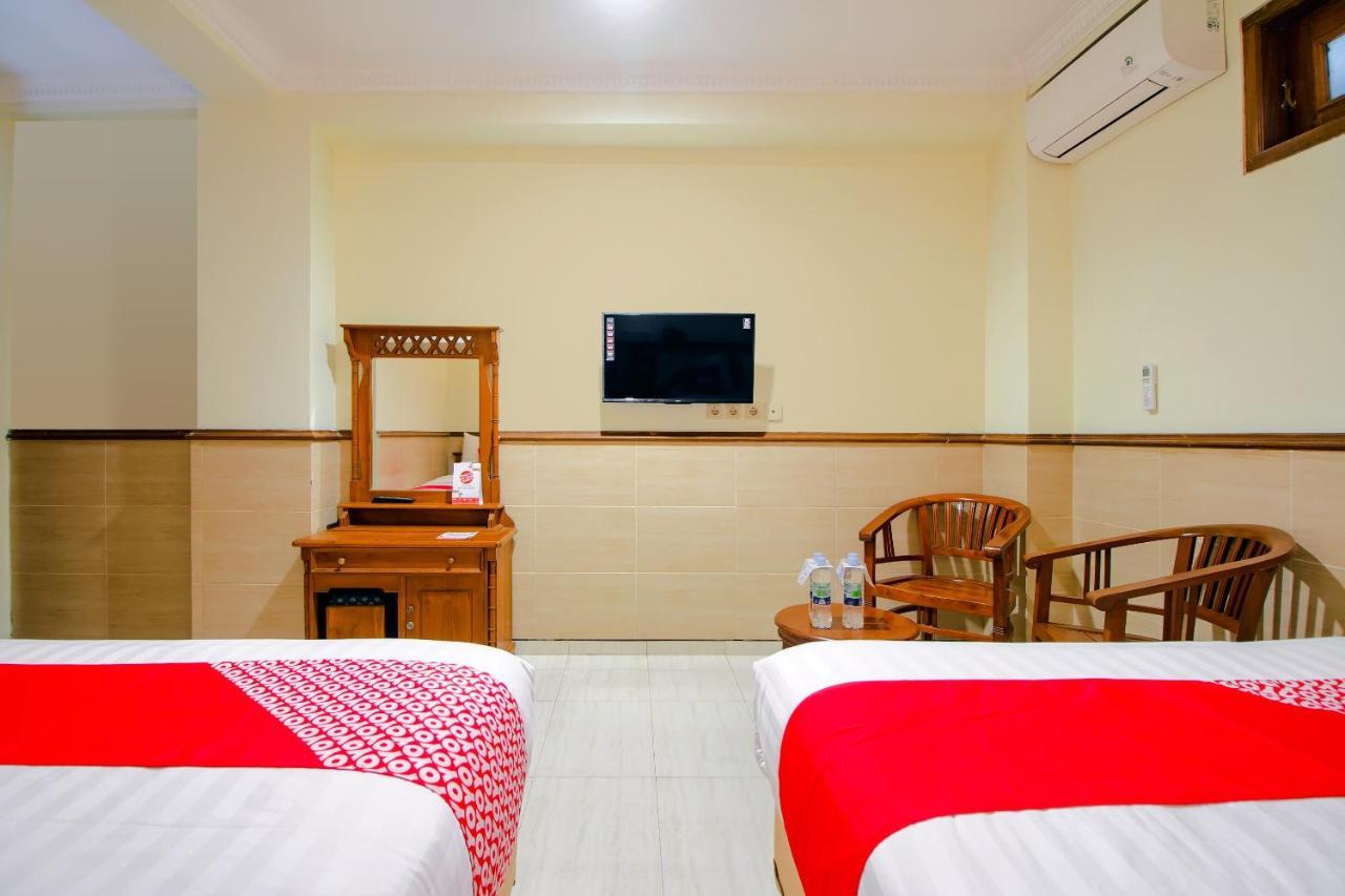 Oyo 1683 Hotel Musafira Syariah Jogjacarta Exterior foto