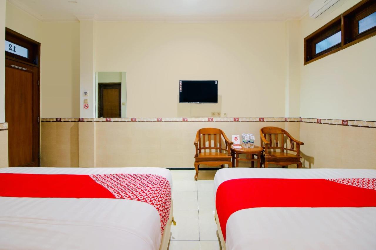 Oyo 1683 Hotel Musafira Syariah Jogjacarta Exterior foto
