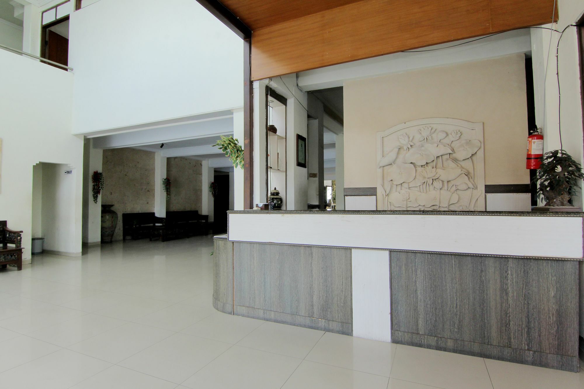 Oyo 1683 Hotel Musafira Syariah Jogjacarta Exterior foto