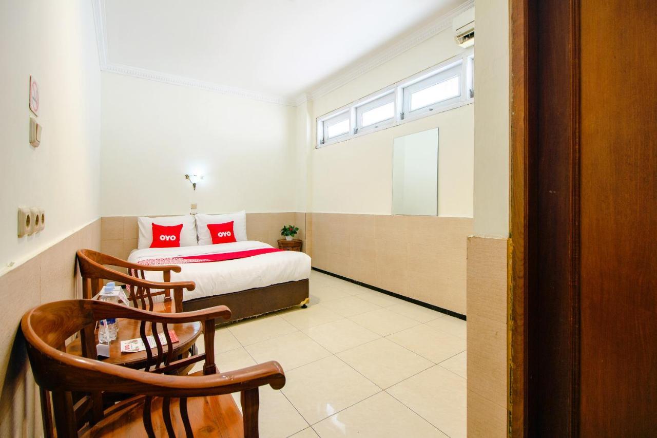 Oyo 1683 Hotel Musafira Syariah Jogjacarta Exterior foto